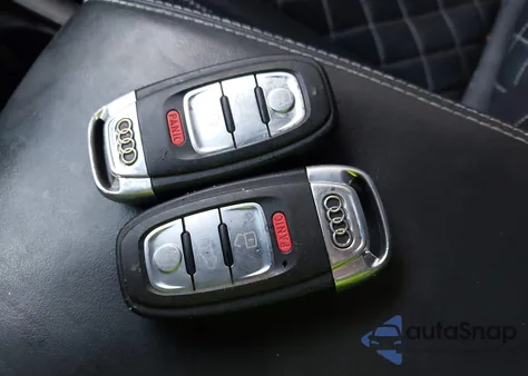 2015 Audi S6 4.0T z USA, uszkodzony, nr VIN WAUF2AFC2FN003907